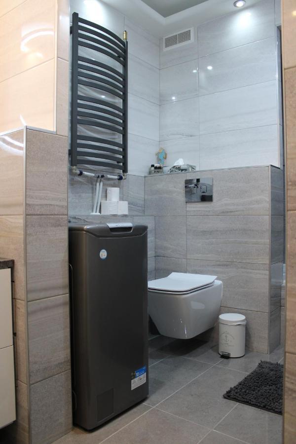 ミシュコルツIzzy Apartamentアパートメント エクステリア 写真