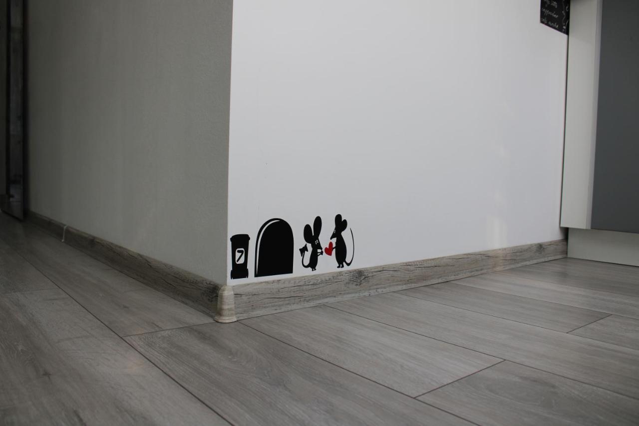 ミシュコルツIzzy Apartamentアパートメント エクステリア 写真