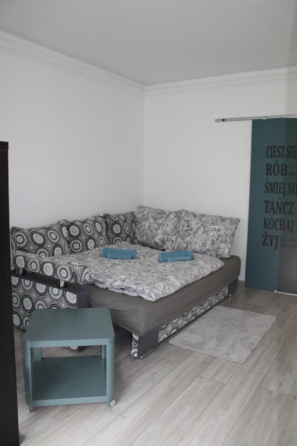 ミシュコルツIzzy Apartamentアパートメント エクステリア 写真