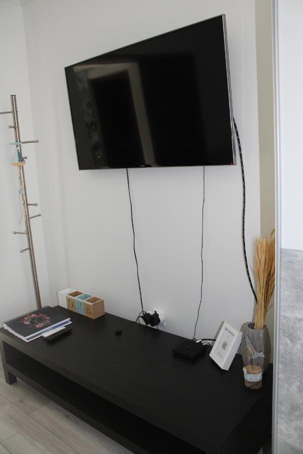 ミシュコルツIzzy Apartamentアパートメント エクステリア 写真